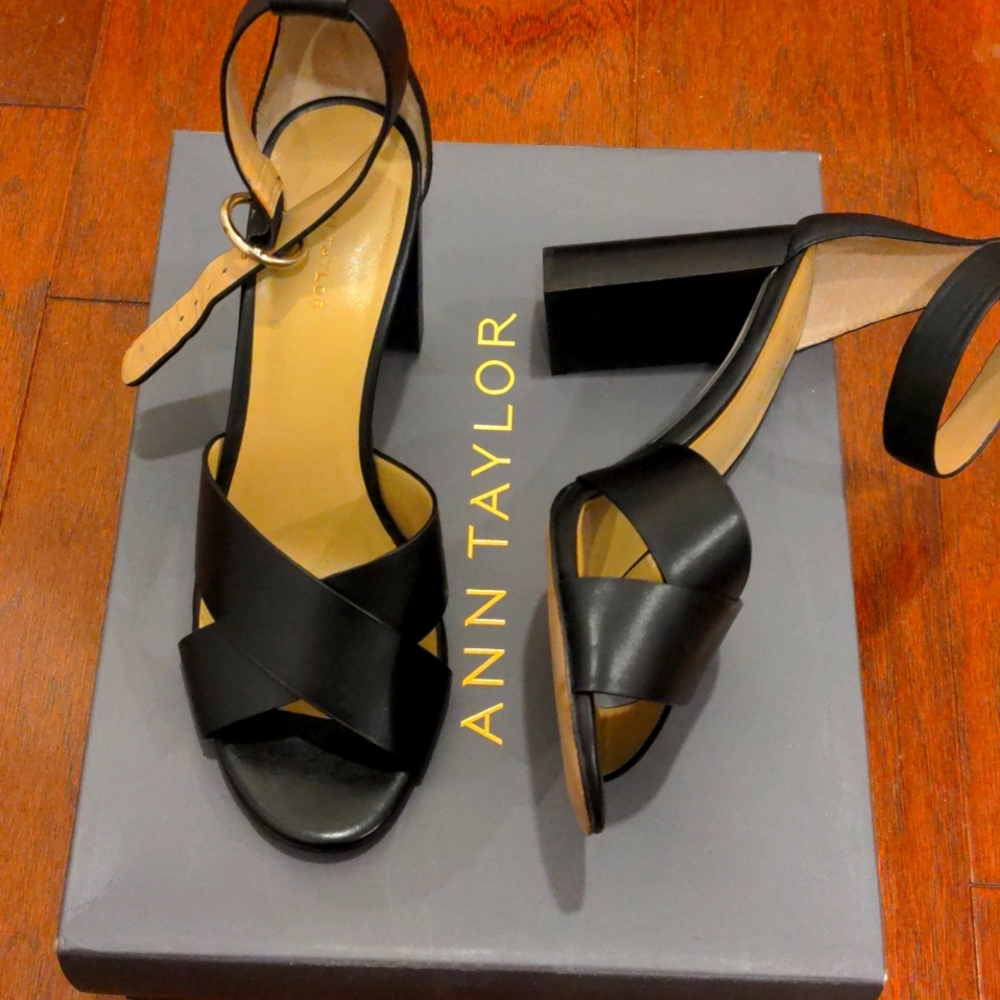 Ann Taylor Liya block heel sandals